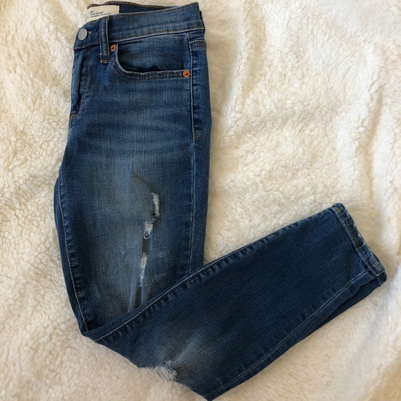 Gap Distressed Skinny Ankle Jean